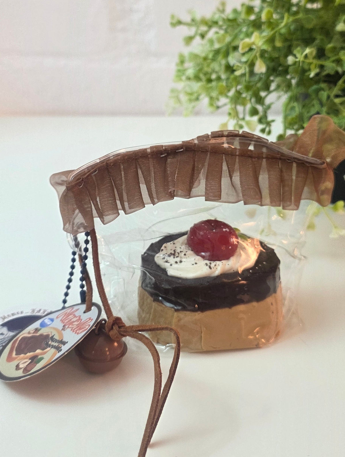 Squishy - Nut cake